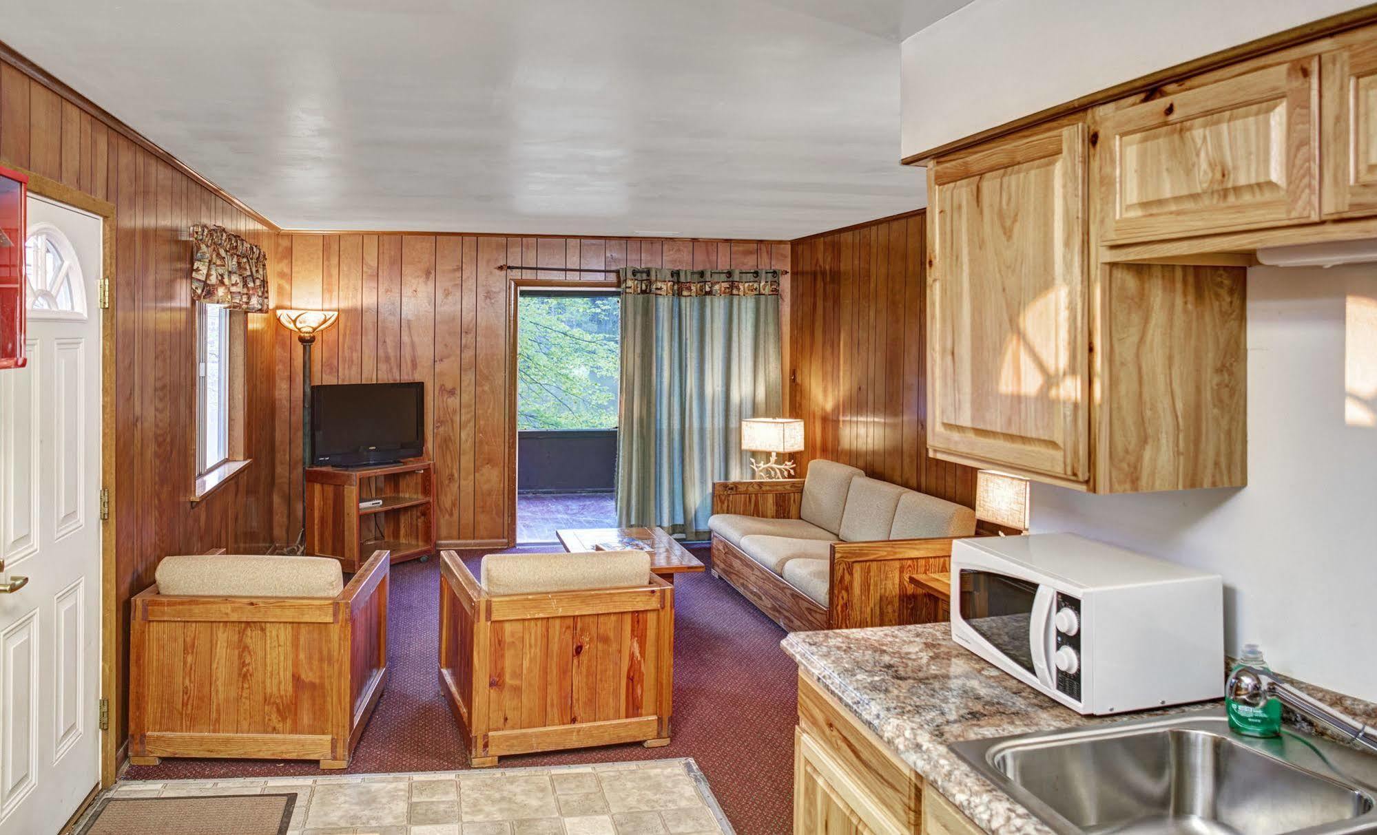 Salt Fork State Park Lodge And Conference Center Кеймбридж Екстериор снимка