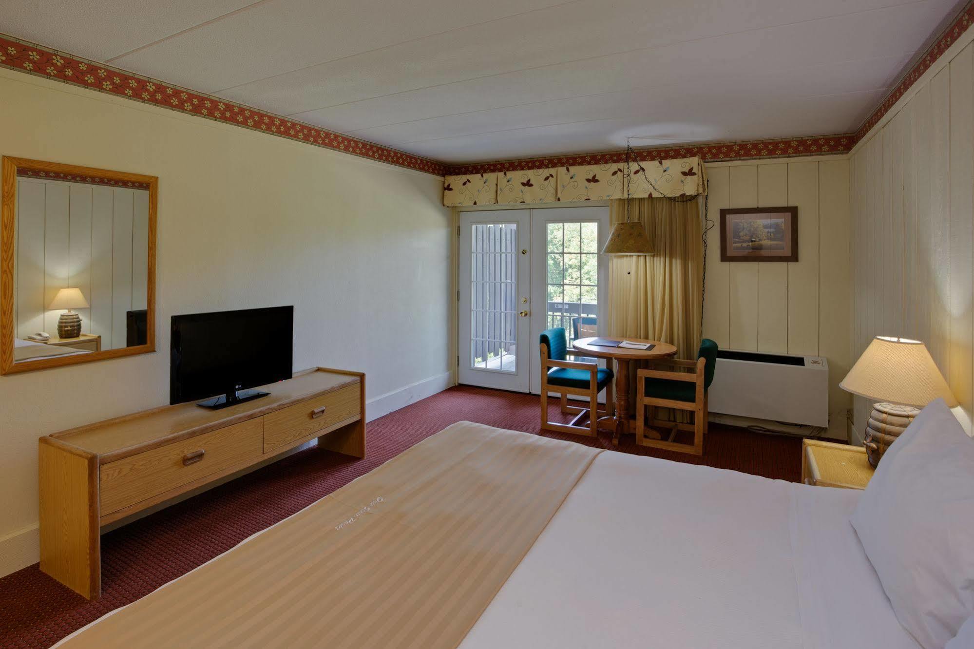 Salt Fork State Park Lodge And Conference Center Кеймбридж Екстериор снимка